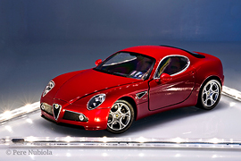 Alfa Romeo 8C Competizione 1:24 (Leo Models)
