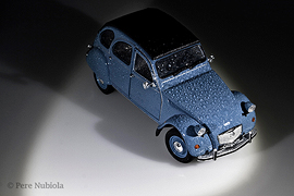 Citroen 2CV 1:24 (Welly)